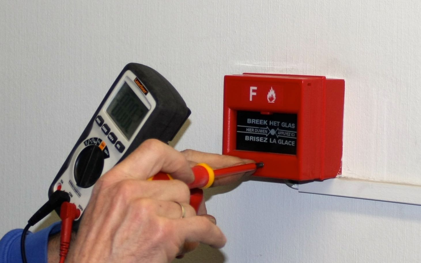 Plaatsing van brandrukknoppen verbonden aan uw brandbeveiligingssysteem